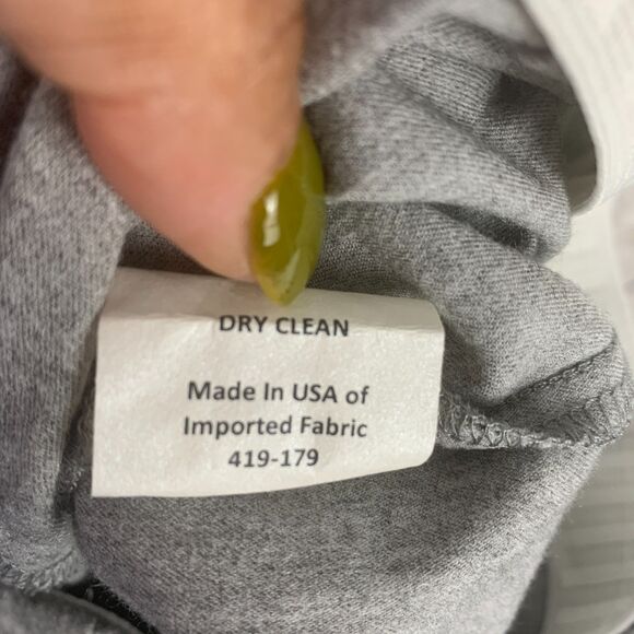 SARA CAMPBELL Sheri Pant Gray Mid Rise Slim Leg Pull On Flat Front Cropped Sz L - Picture 4 of 7